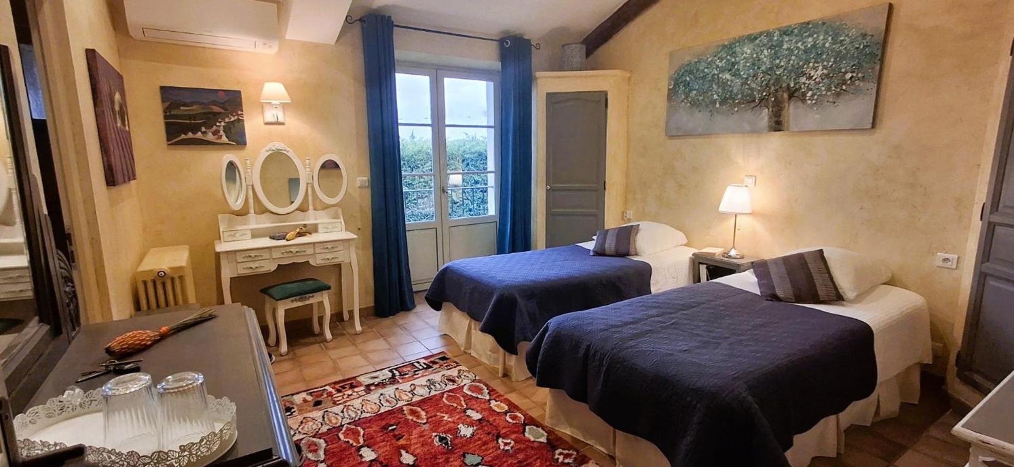 La Bastide Des Amouriers Caumont-sur-Durance Zewnętrze zdjęcie